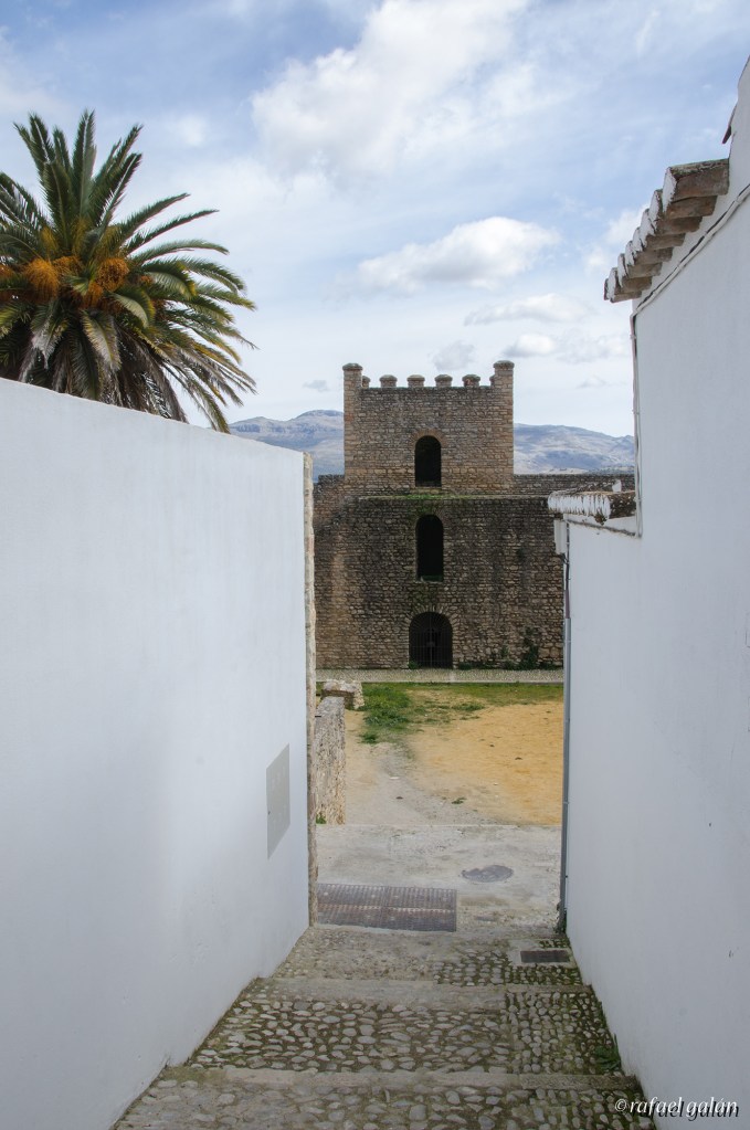 Ronda. Murallas. Sector E. Paseo de Chefchauen