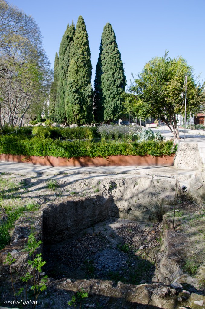 Vélez de Benaudalla. Jardín Nazarí