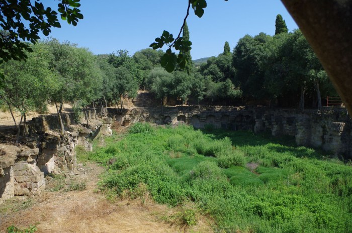 Medina Azahara. Alberca de la almunia Alamiriya.